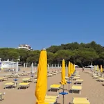 Torre Shiva Incantevole A Mare リニャーノ・サッビアドーロ